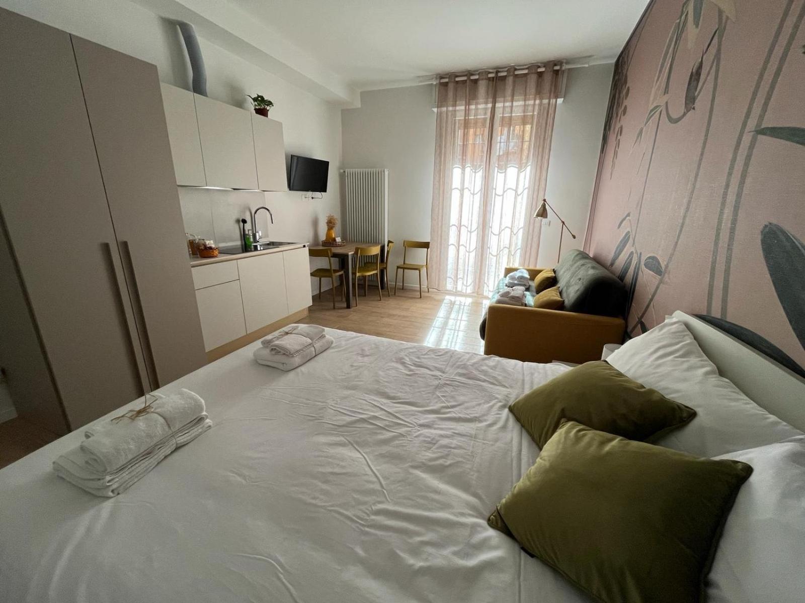 Calari Rooms - Monolocale Bologna Exterior photo