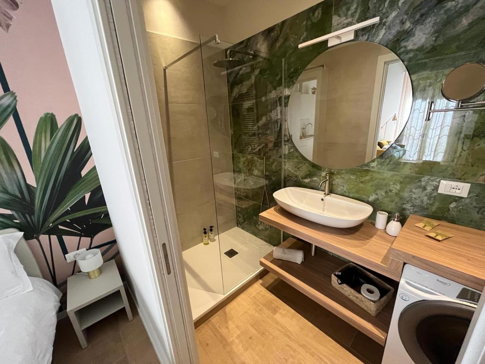 Calari Rooms - Monolocale Bologna Exterior photo